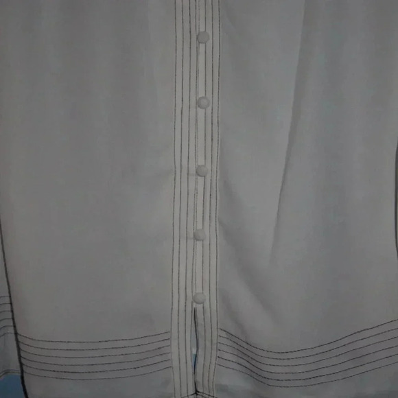 Vince Camuto Sleeveless White Button Up Front Top 2X NWOT - Picture 6 of 16